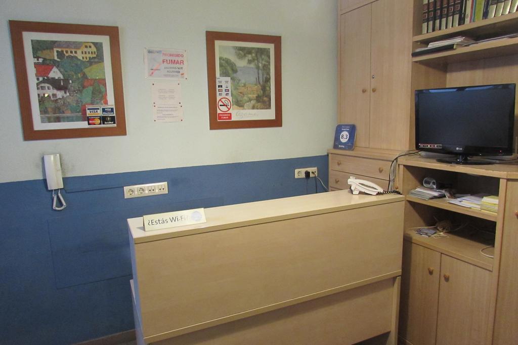 Hostal Prim มาดริด ภายนอก รูปภาพ